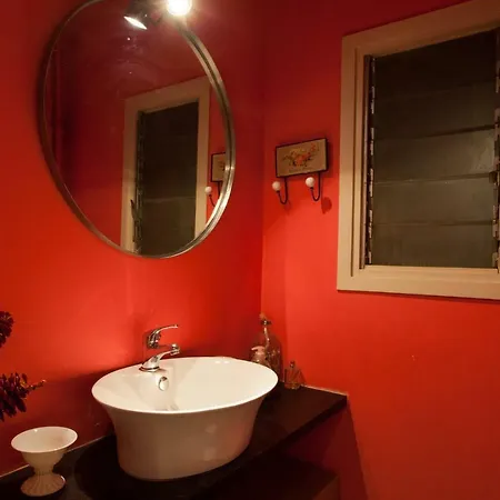2 Bedroom Artist's - So * Athens