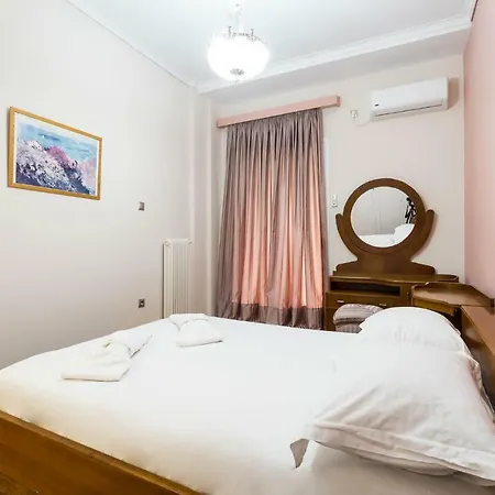 3 Bedrooms Under Acropolis * Athens