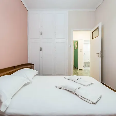 3 Bedrooms Under Acropolis Apartment Athens