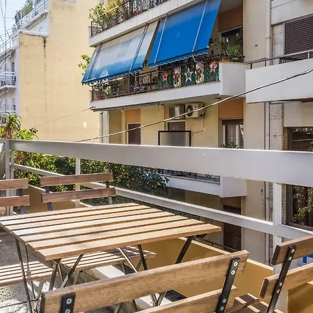 Apartment 3 Bedrooms Under Acropolis Athens