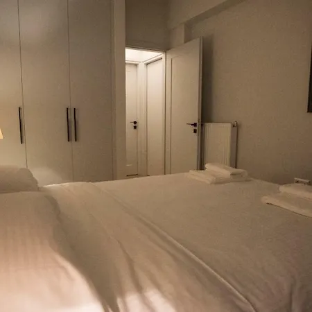 Elegant 2 Bedroom Under Acropolis Aten