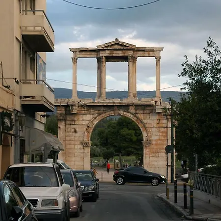 Acropolis, Urban Lifestyle *