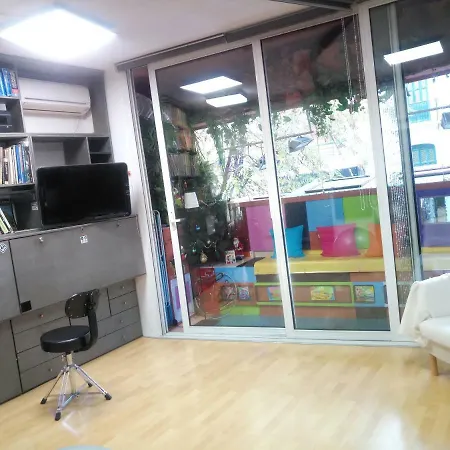 Centre Diamond Apartment