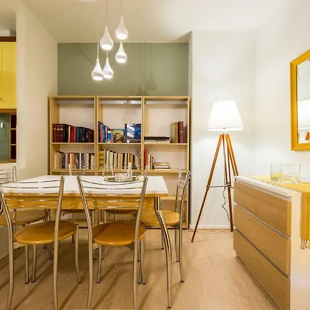 Downtown Urban Flat For 4 People In Plaka * Athènes