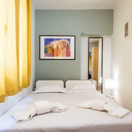 Lägenhet Downtown Urban Flat For 4 People In Plaka