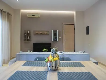 Beautiful House In Alimos Near To The And Metro Apartment Athens
