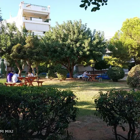 Apartment Beautiful House In Alimos Near To The And Metro *