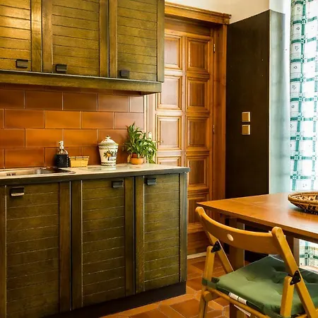 3 Bedroom In Acropolis Area * Atene