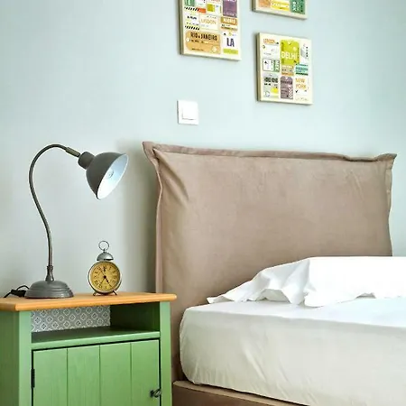 Apartment 3 Bedrooms In City Center Athens
