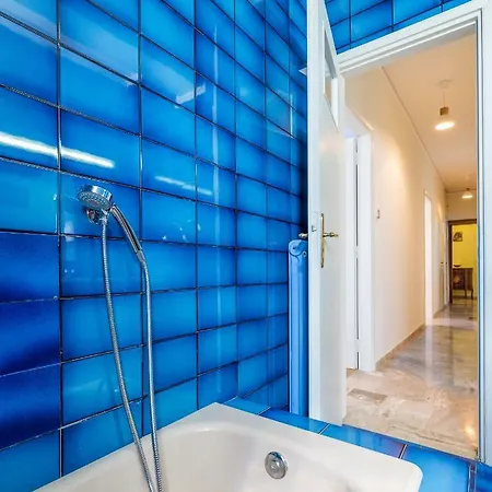 Appartamento 3 Bedroom In Acropolis Area