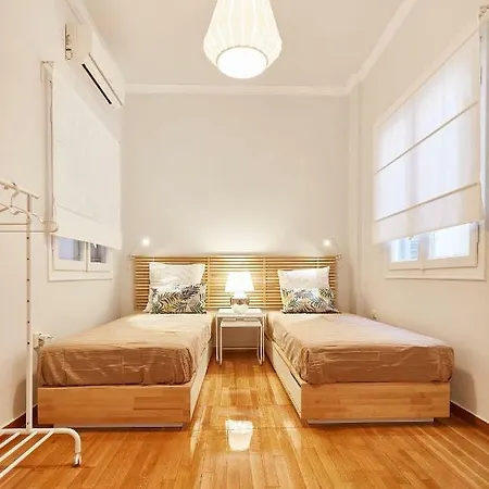 Chloe Boutique Metropolis Apartment *