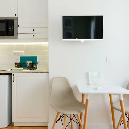 Dinostratus House Apartman