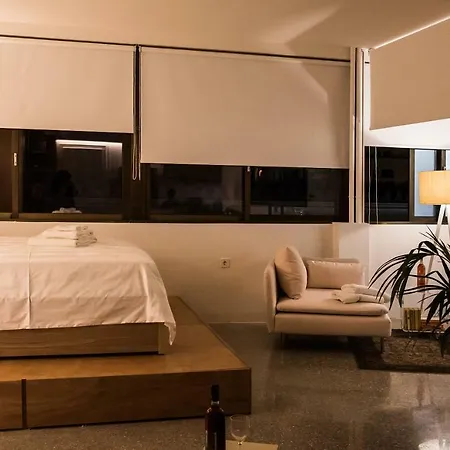 Majestic Hall Apartment