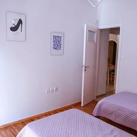 Koukaki Relaxing Pied-a-terre Apartment