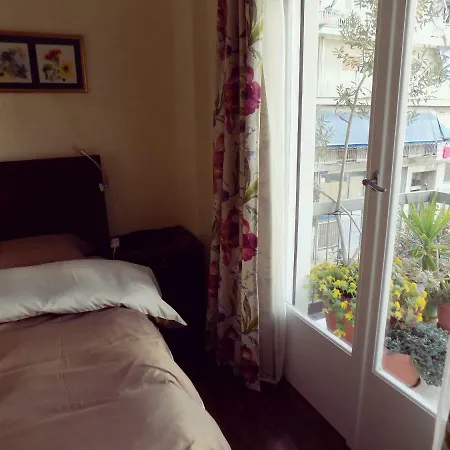 Cozy In Koukaki Athens