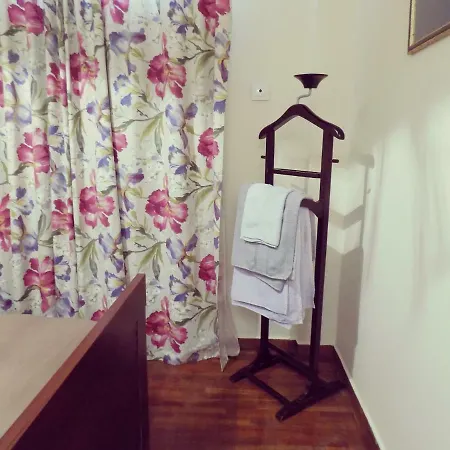 Cozy In Koukaki Apartment