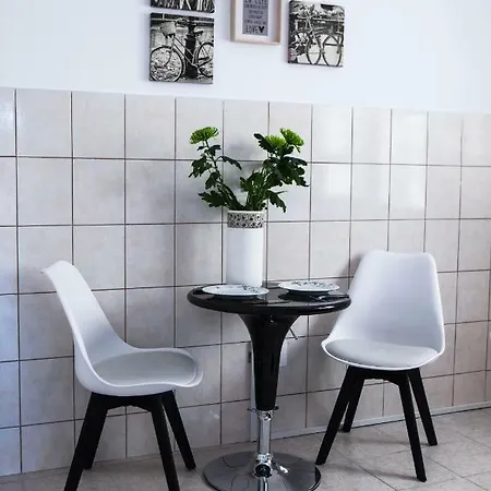 Located Executive In Maroussi. Apartment *
