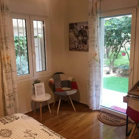 La Vie En Rose Studio,close To Beach, Paleo Faliro *