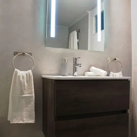Modern & Classy