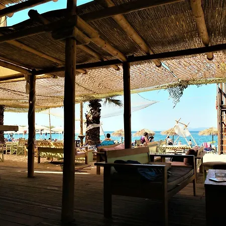 Zefyros Super Cool Next To Alimos Riviera *