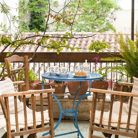 Stylish Flat With Veranda In The Heart Of * Athens