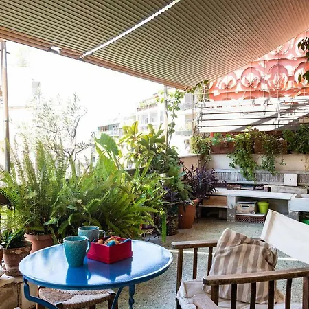Stylish Flat With Veranda In The Heart Of Apartment