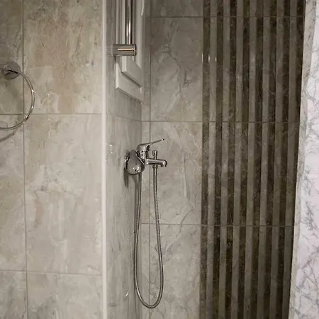 House, Kolchidos, Ampelokipoi Metro, Апартаменты Афины