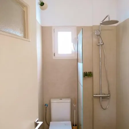 Apartment White Tundra Athens