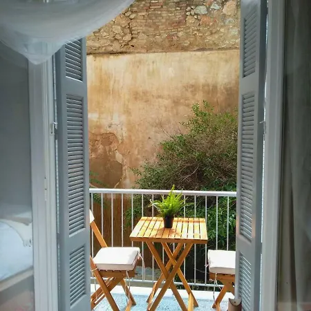 White Tundra * Athens