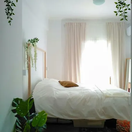 White Tundra Apartment *