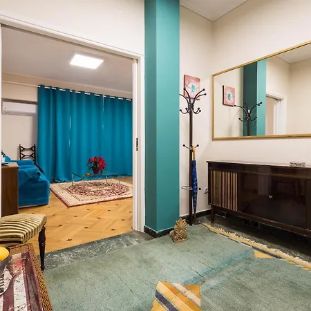 3 Bedrooms Under Acropolis