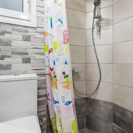 Apartment 3 Bedrooms Under Acropolis Athens