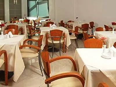 Mirabello מלון 3*