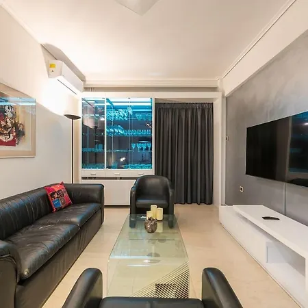 Seaside Apartment *
