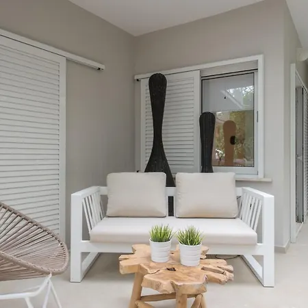Bliss Living Apartment