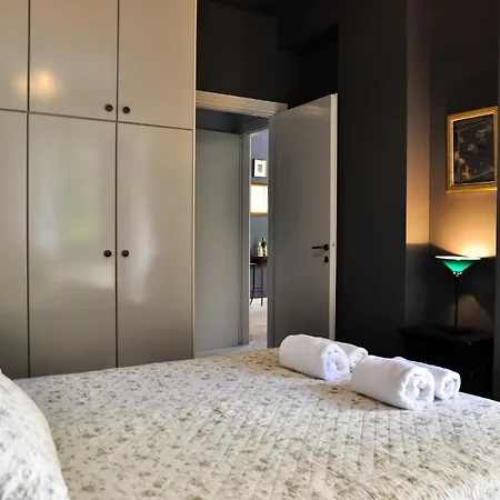 Kifissia Naxou Maisonette Apartment Athens