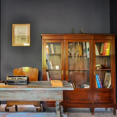 Kifissia Naxou Maisonette Apartment