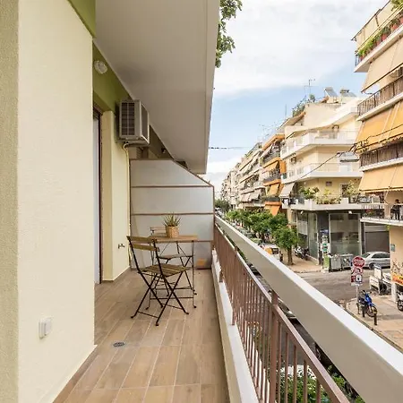 Wide Comfy Centrally Located In Thissio * Athens