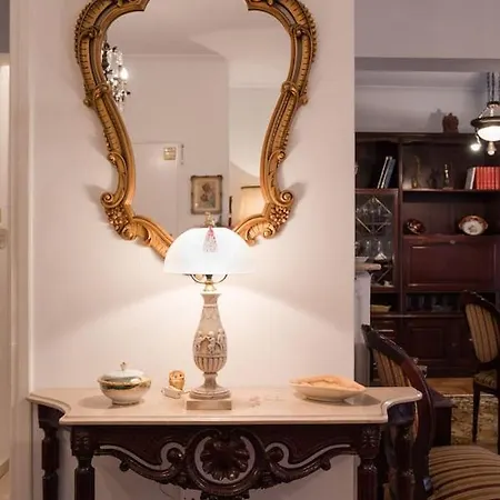 Elli's Luxury, Large Apt In The Center Of * Athens