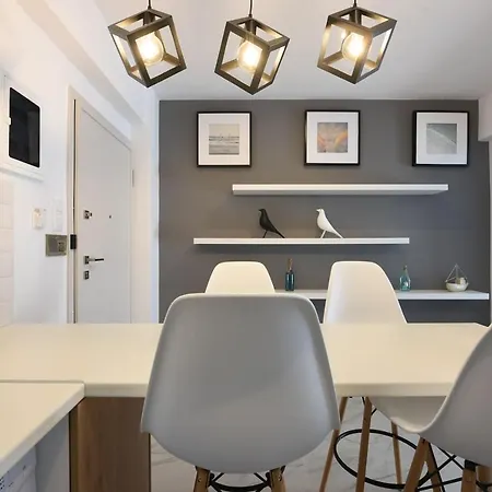Apartment 3 Mins Walking From Acropolis *