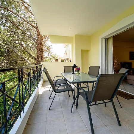 Mother's House Atena