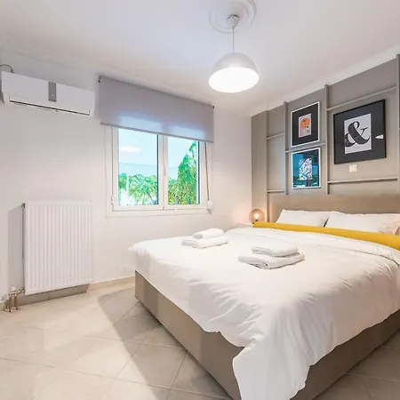 2 Stops To Acropolis - Free Cancellation - Terrace *