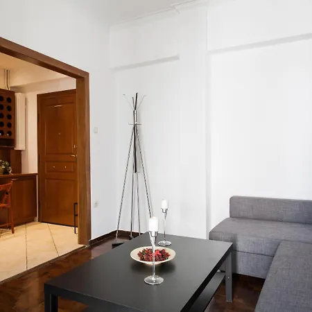 2 Min Walk To Acropolis 50 Sqm