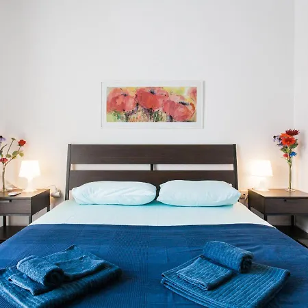Apartment 2 Min Walk To Acropolis 50 Sqm *