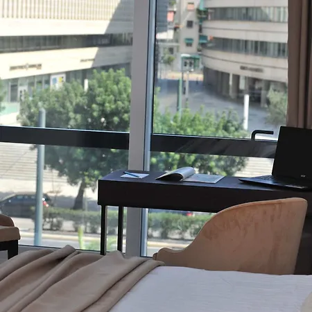 B4b 365 Hotel 4*