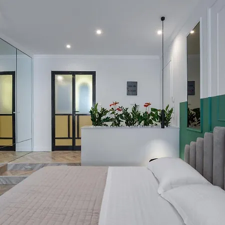 Apartment Athenian Sensations And In The Heart Of