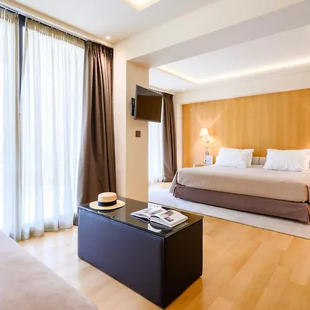 Somewhere Vouliagmeni Hotel 5*