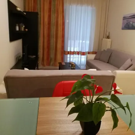 Platos Academy Apartment *