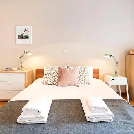 1 Km From The Acropolis 1 Bedroom Netflix And Washing Machine *