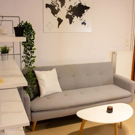 Cozy In Glyfada Apartment *